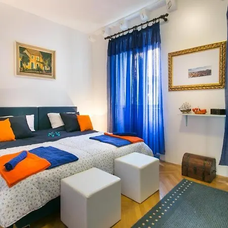 Blue Symphony Old Town