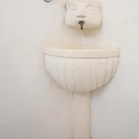 Blue Symphony Old Town *